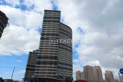 1+1 Apartment in Bueyuekcekmece, Istanbul, Turkey No. 176829