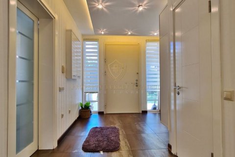 Villa 6+1 İstanbul, Türkiye №193680 - 3