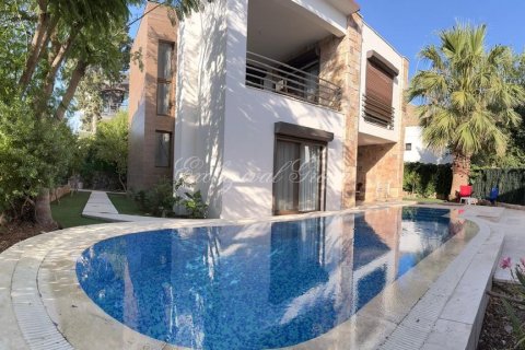 4+1 Villa in Bodrum, Mugla, Türkei Nr. 179341 - 2