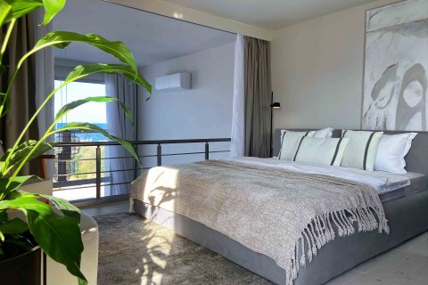 Apartment for sale  in Girne, Northern Cyprus, 218m2, No. 211016 – photo 19
