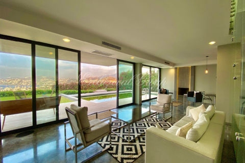 5+1 Villa  in Bodrum, Mugla, Türkei Nr. 179191 - 2