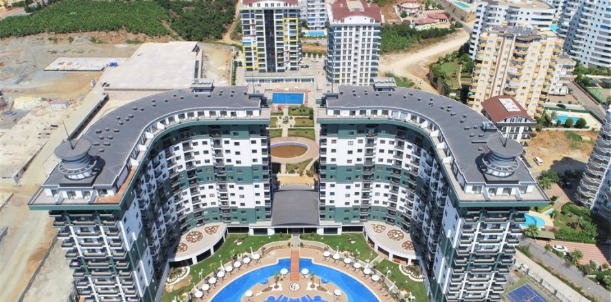 2+1 Apartment in Mahmutlar, Antalya, Turkey No. 192515