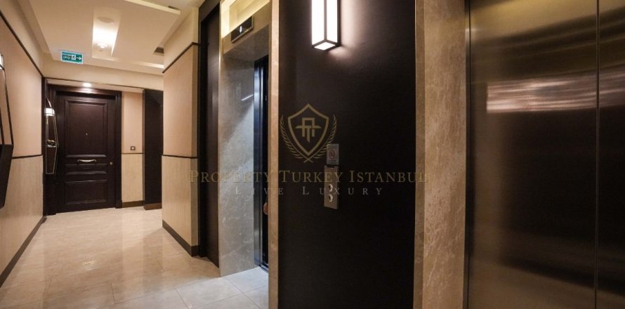 Daire  3+1  Beyoğlu, İstanbul, Türkiye №170438
