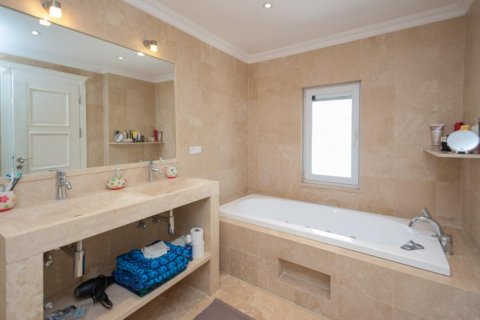 Villa for sale in Antalya, Turkey, 300m2, No. 162398 – photo 5
