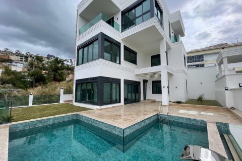 3+1 Villa  i Alanya, Antalya, Turkiet Nr. 188136