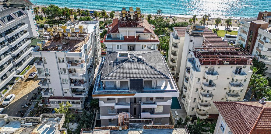 2+1 Apartment in Alanya, Antalya, Turkey No. 166970
