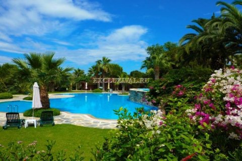 4+1 Villa  in Bodrum, Mugla, Turkey No. 178591