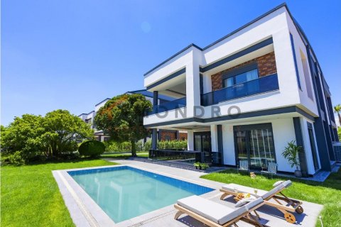 6+1 Villa in Dosemealti, Antalya, Turkey No. 185294