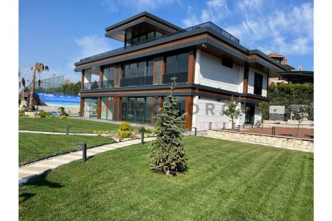 Продажа виллы  в Бююкчекмедже, Стамбуле, Турция 6+1, 750м2, №159776 – фото 6