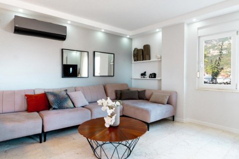 3+1 Villa i Tepe, Alanya, Antalya, Tyrkia Nr. 191577 - 2