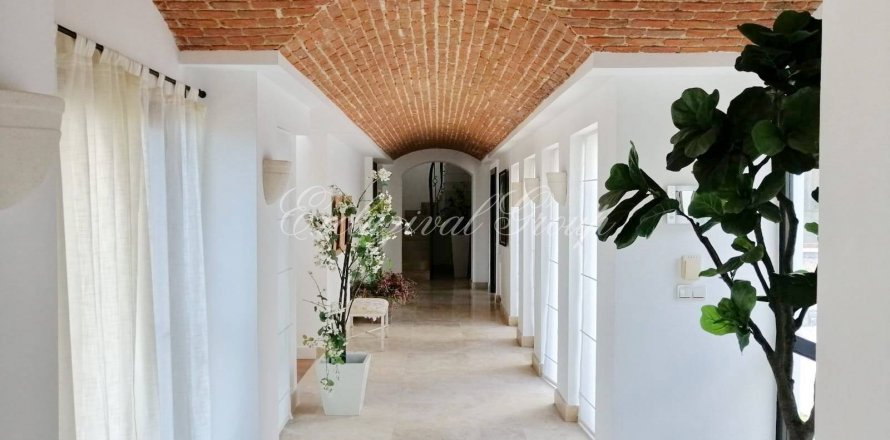 7+2 Villa in Bodrum, Mugla, Türkei Nr. 179001