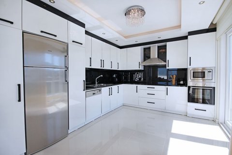 5+1 Villa  in Alanya, Antalya, Türkei Nr. 171972
