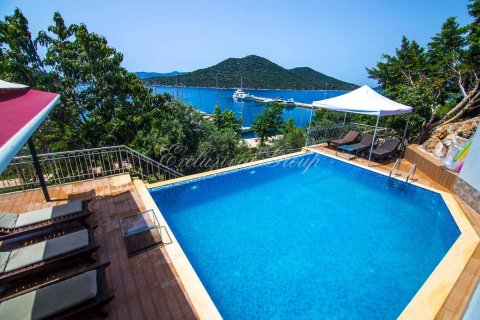 4+1 Villa  i Kas, Antalya, Turkiet Nr. 178994