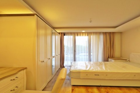 Продажа квартиры  в Стамбуле, Турция 3+1, 150м2, №173527 – фото 11