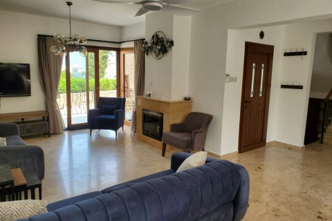 Villa for sale  in Girne, Northern Cyprus, 190m2, No. 211026 – photo 2