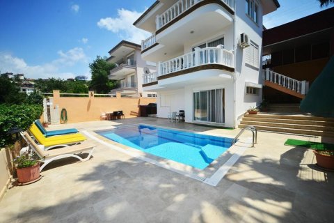 5+3 Villa  in Alanya, Antalya, Türkei Nr. 172024