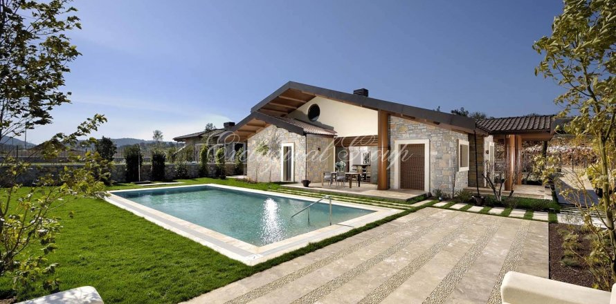2+1 Villa i Bodrum, Mugla, Tyrkiet Nr. 178971