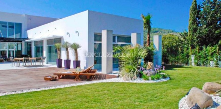 8+1 Villa i Cesme, Izmir, Tyrkia Nr. 178590