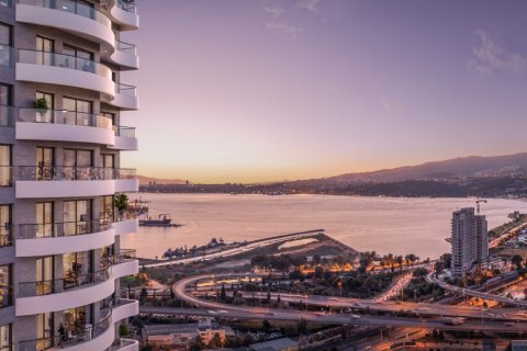 Daire 2+1 İzmir, Türkiye №159794 - 2