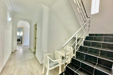 Продажа виллы в Махмутларе, Анталье, Турция 4 комн., 200м2, №206890 – фото 16