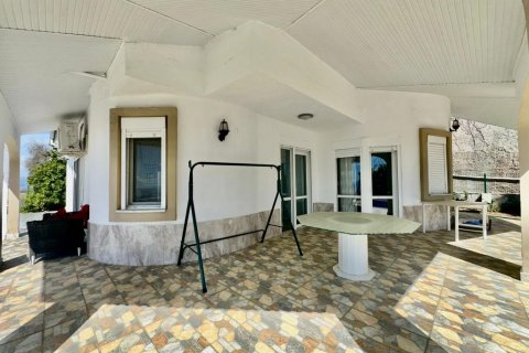 Продажа виллы в Махмутларе, Анталье, Турция 4 комн., 200м2, №206890 – фото 22