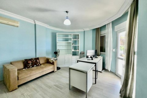 Продажа виллы в Махмутларе, Анталье, Турция 4 комн., 200м2, №206890 – фото 11