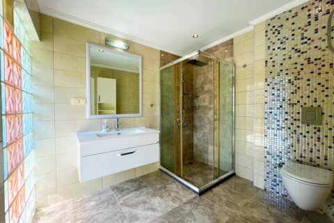 Продажа квартиры  в Каргыджаке, Аланье, Анталье, Турция 5 комн., 220м2, №193480 – фото 16
