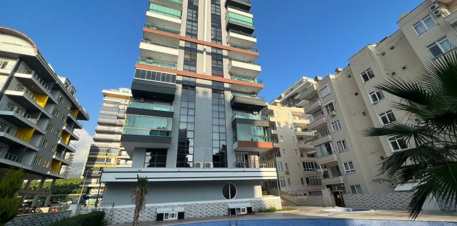 2+1 Lägenhet i Mahmutlar, Antalya, Turkiet Nr. 165126