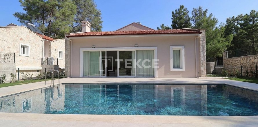 4+1 Villa  i Fethiye, Mugla, Tyrkia Nr. 182531
