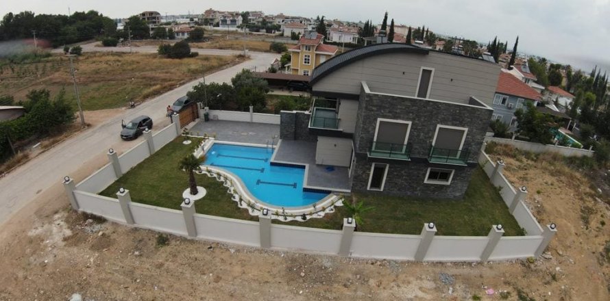 4+1 Villa  i Antalya, Tyrkia Nr. 170258