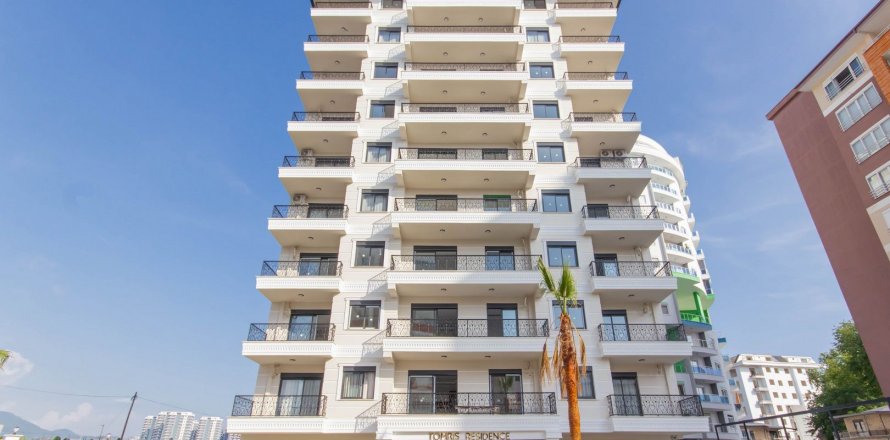 1+1 Lägenhet  i Mahmutlar, Antalya, Turkiet Nr. 181022