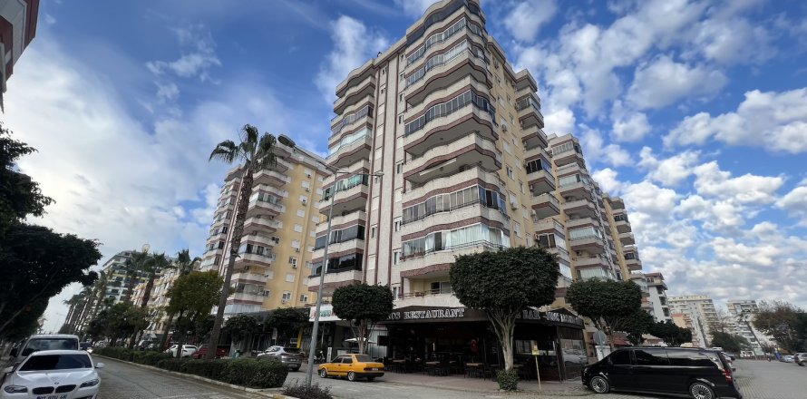 5+1 Lägenhet i Alanya, Antalya, Turkiet Nr. 174248