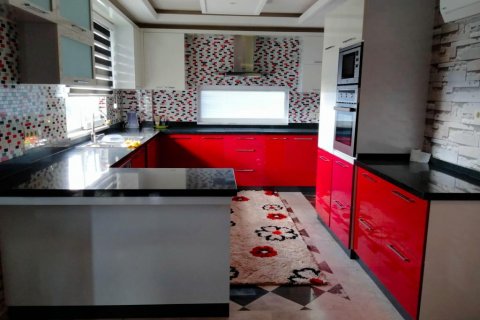 Продажа виллы в Аланье, Анталье, Турция 4 комн., 215м2, №166491 – фото 17