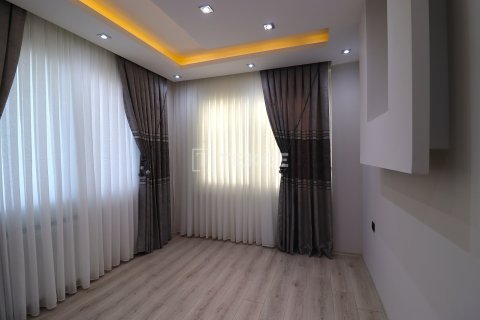 Villa for sale in Mezitli, Mersin, Turkey, 5 bedrooms, 220m2, No. 194051 – photo 24
