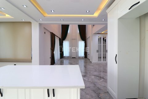 Villa for sale in Mezitli, Mersin, Turkey, 5 bedrooms, 220m2, No. 194051 – photo 17