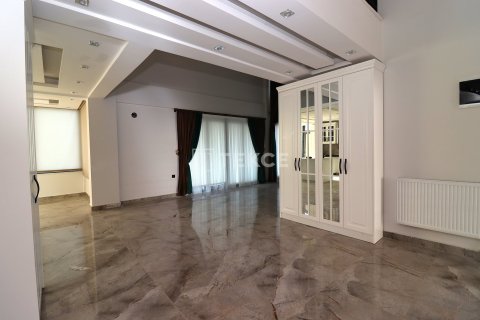 Villa for sale in Mezitli, Mersin, Turkey, 5 bedrooms, 220m2, No. 194051 – photo 10
