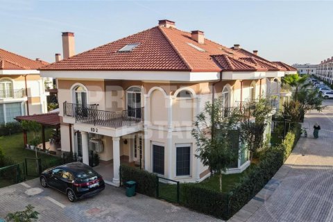 Villa for sale  in Dosemealti, Antalya, Turkey, 200m2, No. 176125 – photo 13