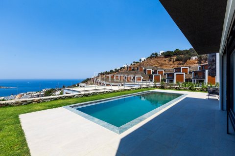 4+1 Villa  in Bodrum, Mugla, Turkey No. 44493