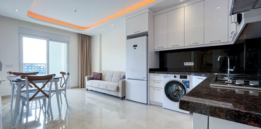 1+1 Apartment  in Gazipasa, Antalya, Turkey No. 166024