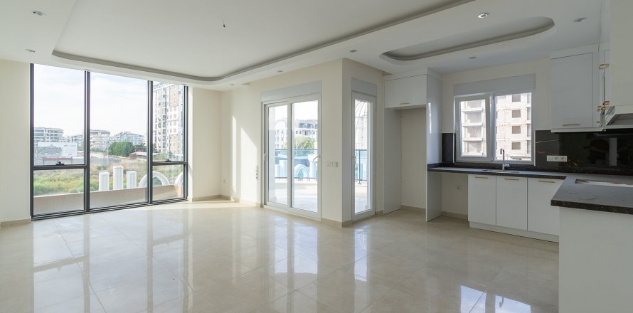2+1 Apartment  in Gazipasa, Antalya, Turkey No. 166030