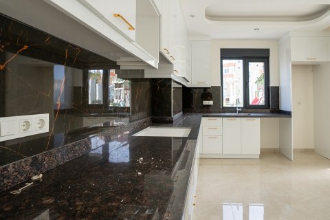 2+1 Lägenhet i Gazipasa, Antalya, Turkiet Nr. 166029 - 30