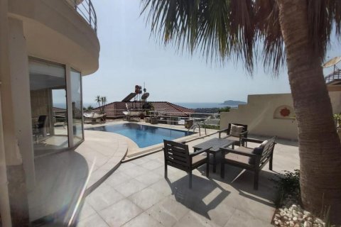 Продажа виллы  в Кестеле, Анталье, Турция 4 комн., 215м2, №163274 – фото 27