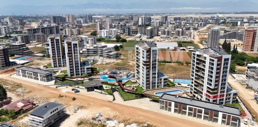 Apartment in Altintash, Antalya, Turkey No. 192719