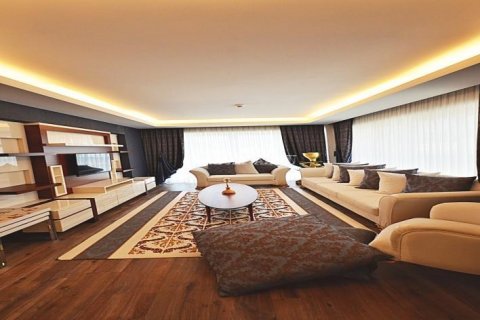 Daire  3+1  İstanbul, Türkiye №178658