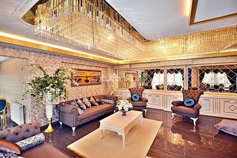 Apartment for sale in Istanbul, Turkey, 3 bedrooms, 210m2, No. 178660 – photo 2