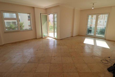 Apartment  in Tosmur, Alanya, Antalya, Turkey No. 163600