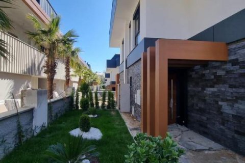 Villa for sale in Avsallar, Antalya, Turkey, 225m2, No. 166060 – photo 7