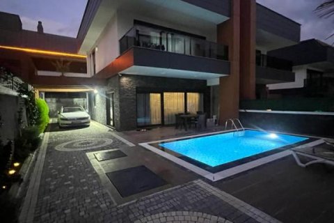 Villa for sale in Avsallar, Antalya, Turkey, 225m2, No. 166060 – photo 12