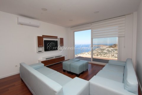 2+1 Lägenhet  i Bodrum, Mugla, Turkiet Nr. 179028