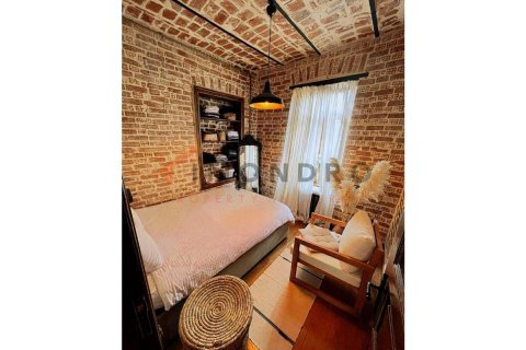 Продажа квартиры в Бейоглу, Стамбуле, Турция 1+1, 80м2, №187504 – фото 6